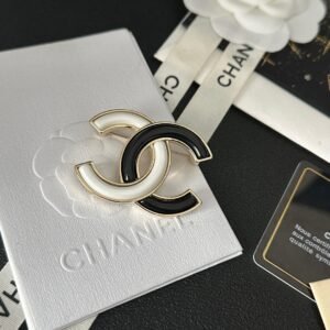 Chanel Brooch NO:C075-XZ Material:copper