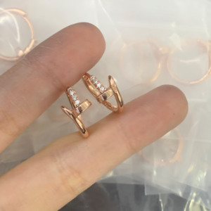 Cartier Earring NO:Y191333 Material:copper+18k gold