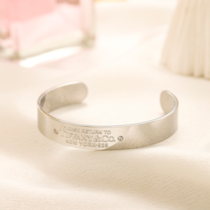 B30 Tiffany Bangle NO:B30 Material:Stainless