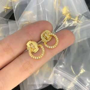 Cartier Earring NO:Y180078 Material:copper+18k gold