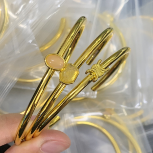 Celine Bangle NO:Y172267 Material:copper+18k gold