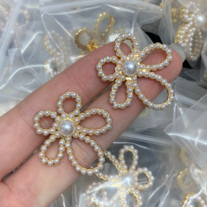 Celine Earring NO:Y131891 Material:copper+18k gold
