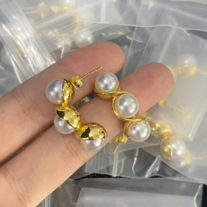 Celine Earring NO:y178572 Material:copper+18k gold