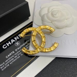 Chanel Brooch NO:C094-XZ Material:copper