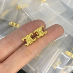 Celine Earring NO:Y181594 Material:copper+18k gold