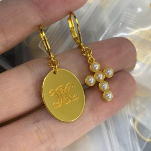 Celine Earring NO:Y163857 Material:copper+18k gold