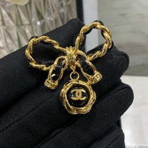 Chanel Brooch NO:C318 Material:copper