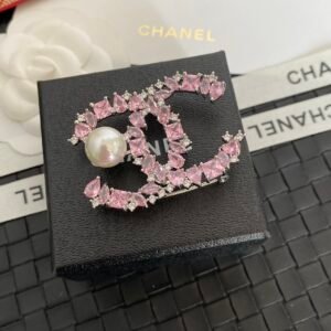 Chanel Brooch NO:D029 pink Material:copper