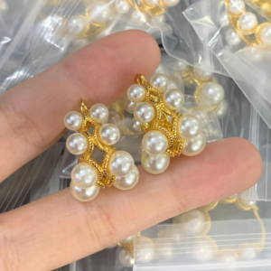 Celine Earring NO:Y170934 Material:copper+18k gold