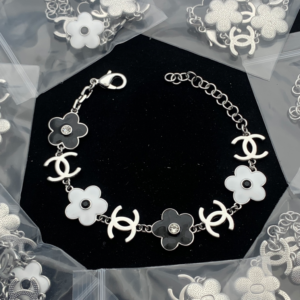 Chanel Bracelet NO:Y194092 Material:copper+18k gold