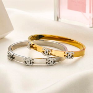 Chanel Bangle NO:D1106 Material:stainless