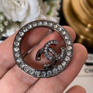 Chanel Brooch NO:C043-XZ Material:copper