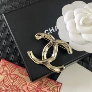 Chanel Brooch NO:C444-XZ Material:copper