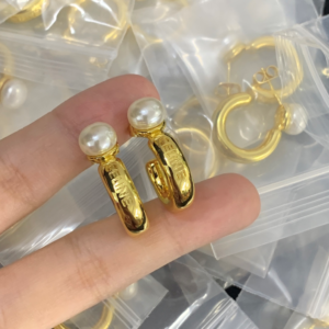 Celine Earring NO:Y174204 Material:copper+18k gold