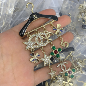 Chanel Brooch NO:Y195985 Material:copper+18k gold