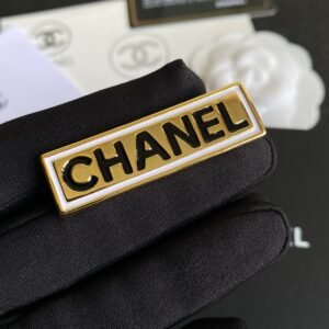 Chanel Brooch NO:C181-XZ Material:copper