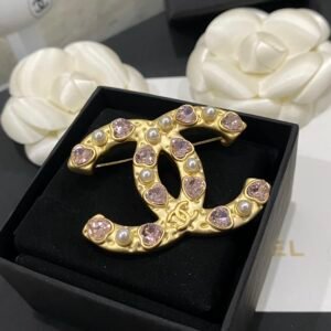 Chanel Brooch NO:C146-XZ Material:copper
