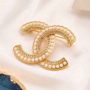 Chanel Brooch NO:A2308 Material:copper