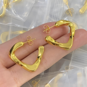 Celine Earring NO:Y159807 Material:copper+18k gold