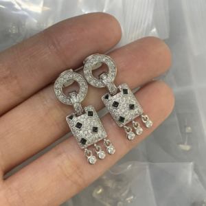 Cartier Earring NO:Y191336 Material:copper+18k gold