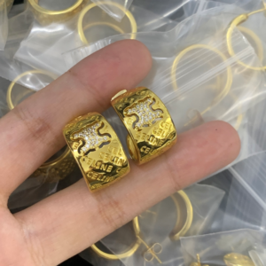 Celine Earring NO:Y177654 Material:copper+18k gold