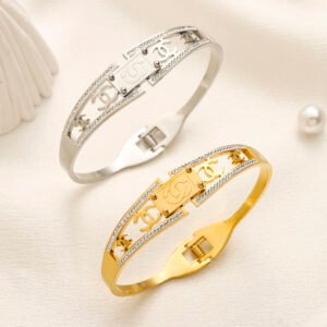 Chanel Bangle NO:zg2610 Material:stainless
