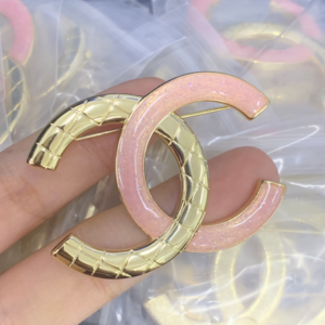 Chanel Brooch NO:Y200181 Material:copper+18k gold