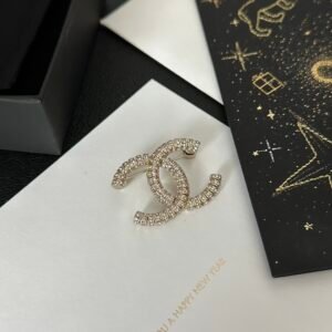 Chanel Brooch NO:C306-XZ Material:copper