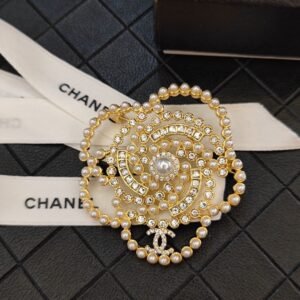 Chanel Brooch NO:C391-XZ Material:copper