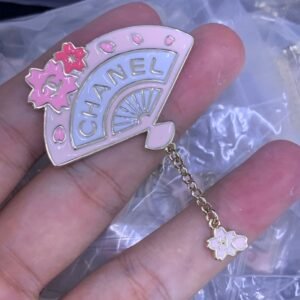 Chanel Brooch NO:Y221715 Material:copper+18k gold