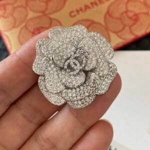 Chanel Brooch NO:C153-XZ Material:copper