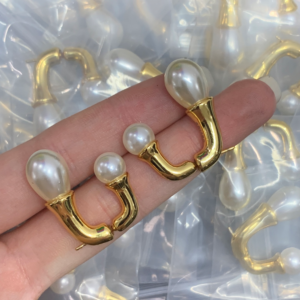 Celine Earring NO:Y144737 Material:copper+18k gold