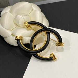 Chanel Brooch NO:C289-XZ Material:copper