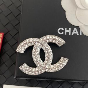 Chanel Brooch NO:C333-XZ Material:copper