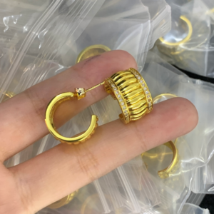 Celine Earring NO:Y174316 Material:copper+18k gold