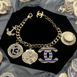 Chanel Bracelet NO:Y198280 Material:copper+18k gold