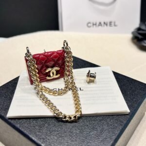 Chanel Brooch NO:C402 Material:copper
