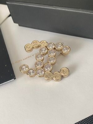 Chanel Brooch NO:C079-XZ Material:copper
