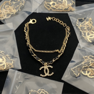 Chanel Bracelet NO:Y196124 Material:copper+18k gold