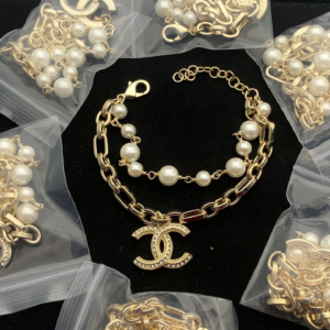 Chanel Bracelet NO:Y197207 Material:copper+18k gold