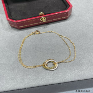 Cartier Bracelet NO:KM128647 Material:V Gold