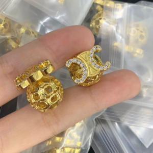 Celine Earring NO:Y174191 Material:copper+18k gold