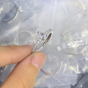 Cartier Ring NO:Y199172 Material:copper+18k gold