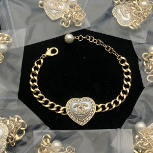 Chanel Bracelet NO:Y196787 Material:copper+18k gold