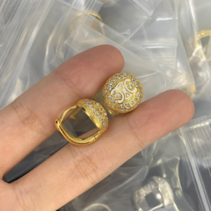 Celine Earring NO:Y180580 Material:copper+18k gold