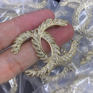 Chanel Brooch NO:Y210774 Material:copper+18k gold