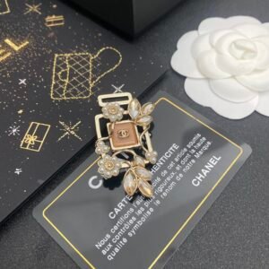 Chanel Brooch NO:C380-XZ Material:copper