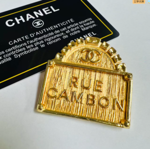 Chanel Brooch NO:YWFK-004 Material:Zinc Alloy
