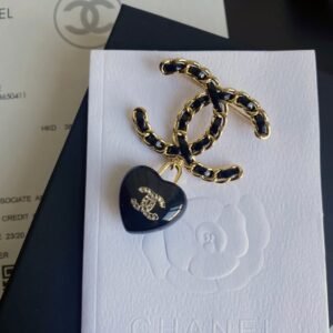 Chanel Brooch NO:C261-XZ Material:copper