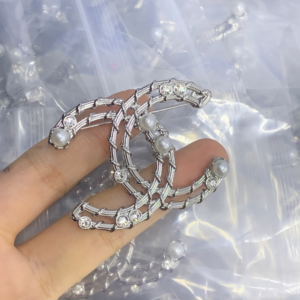Chanel Brooch NO:Y200186 Material:copper+18k gold